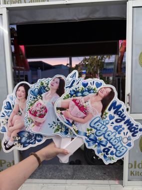 Mẫu Bảng Cầm Tay Chụp Ảnh Cưới Độc Đáo