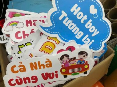 HASHTAG TAY CẦM