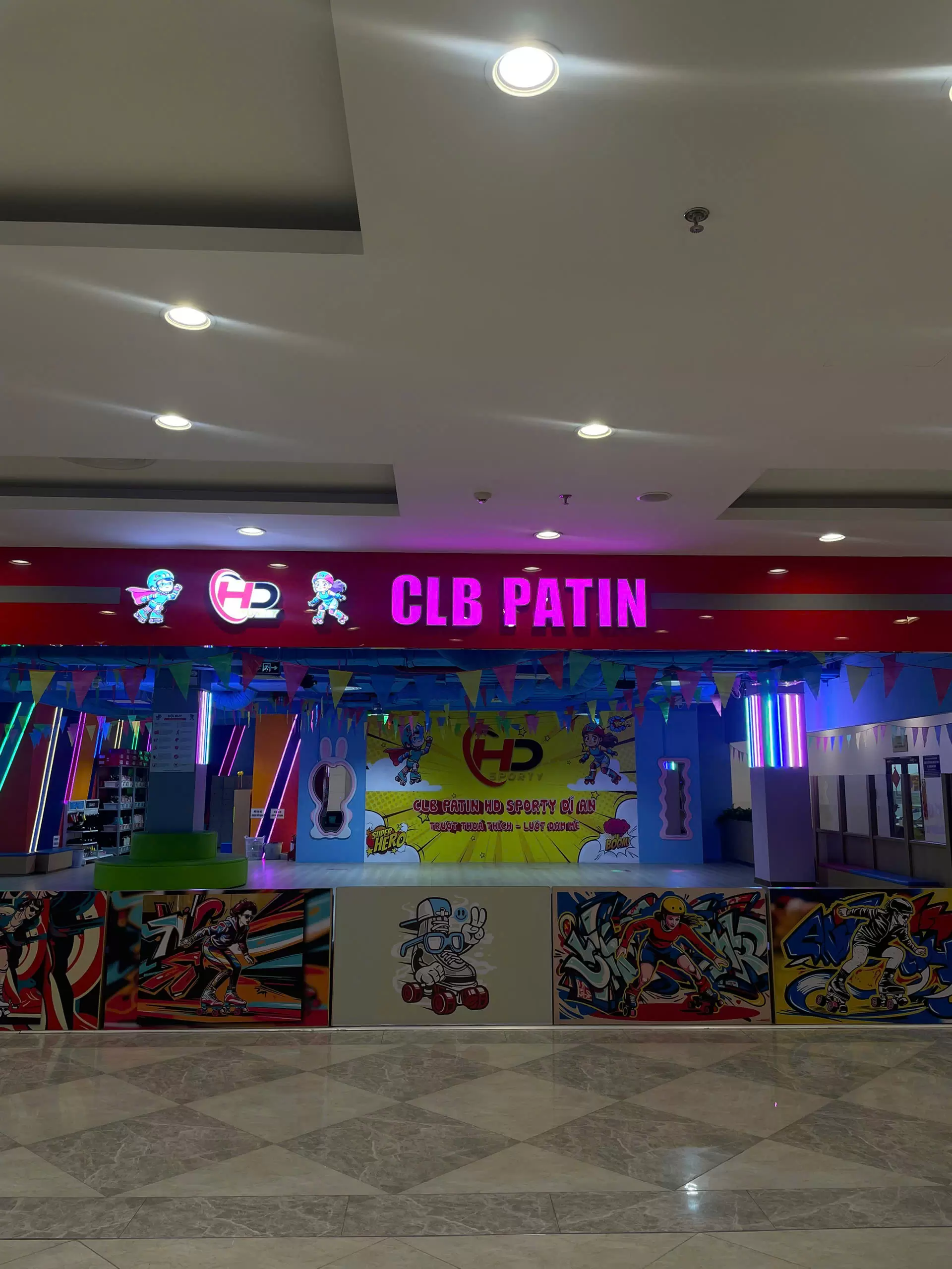 GIAN HÀNG SIÊU THỊ TẠI DĨ AN3